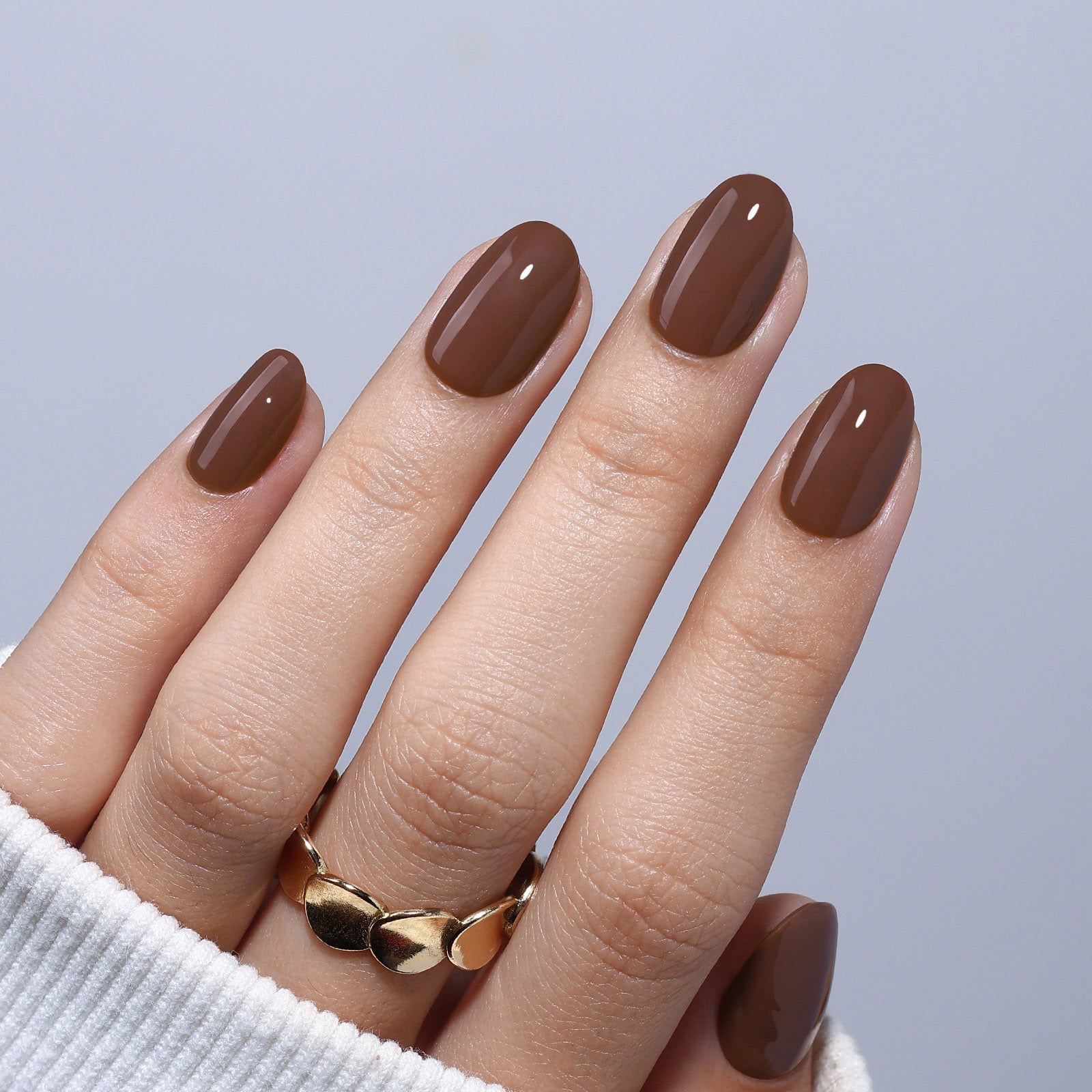 Short Oval Deep Chocolate Brown Glossy Nails — Oval Nails