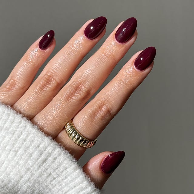 Best October Nail Colors for a Moody Fall Manicure
