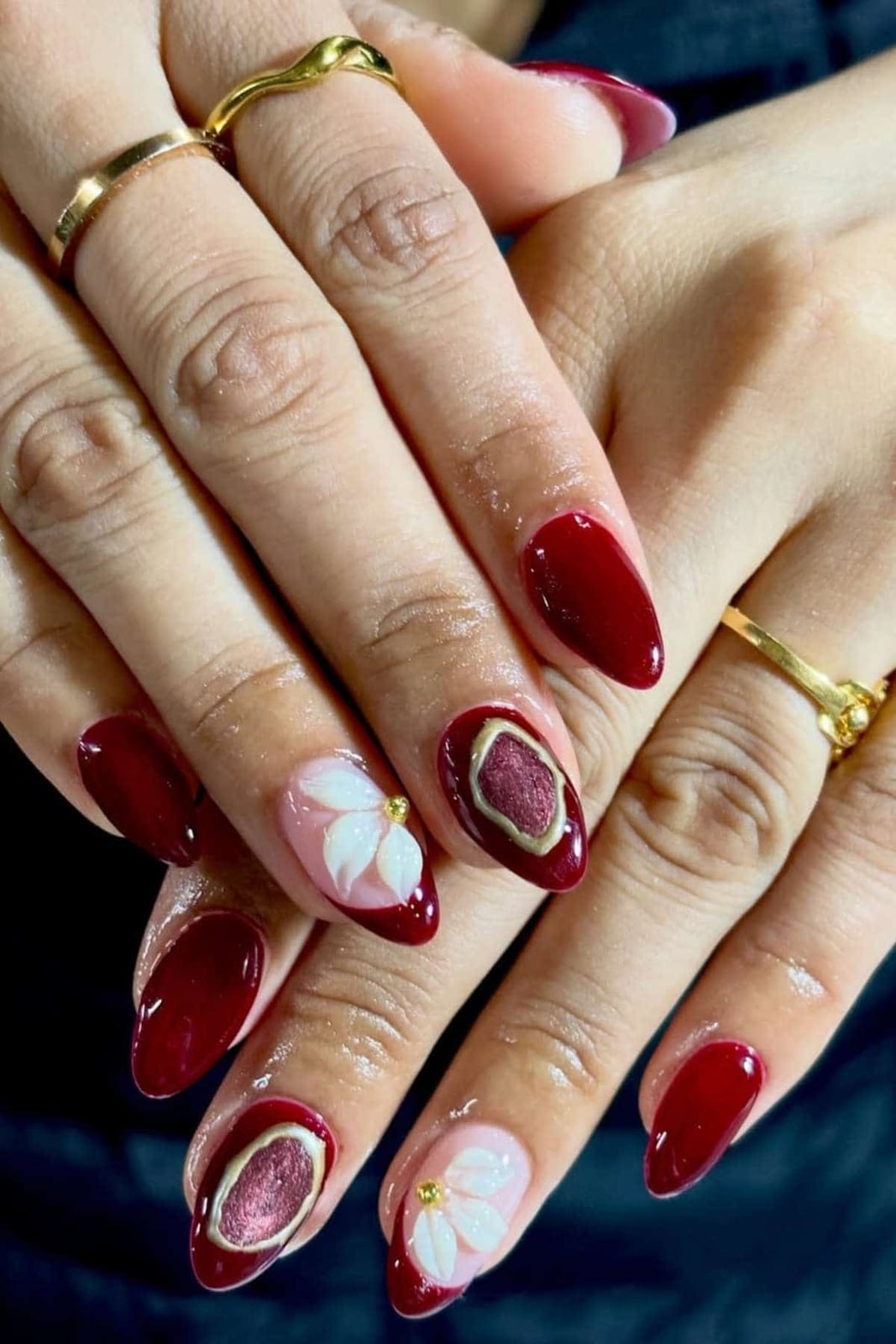 Medium Almond Oxblood 3D Flower Accent Nails — Oxblood Nails