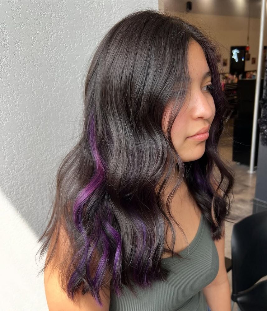 Collarbone Wavy Dark Brown With Purple Peekaboos Collarbone Wavy Dark Brown With Purple Peekaboos — Peekaboo Highlights