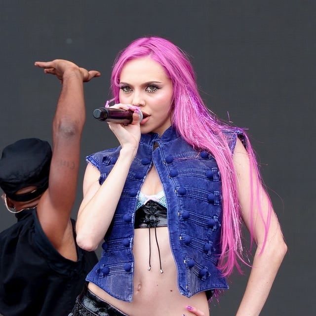 Mid-Back Layers In Vibrant Pink Mid-Back Layers In Vibrant Pink — Pink Hair