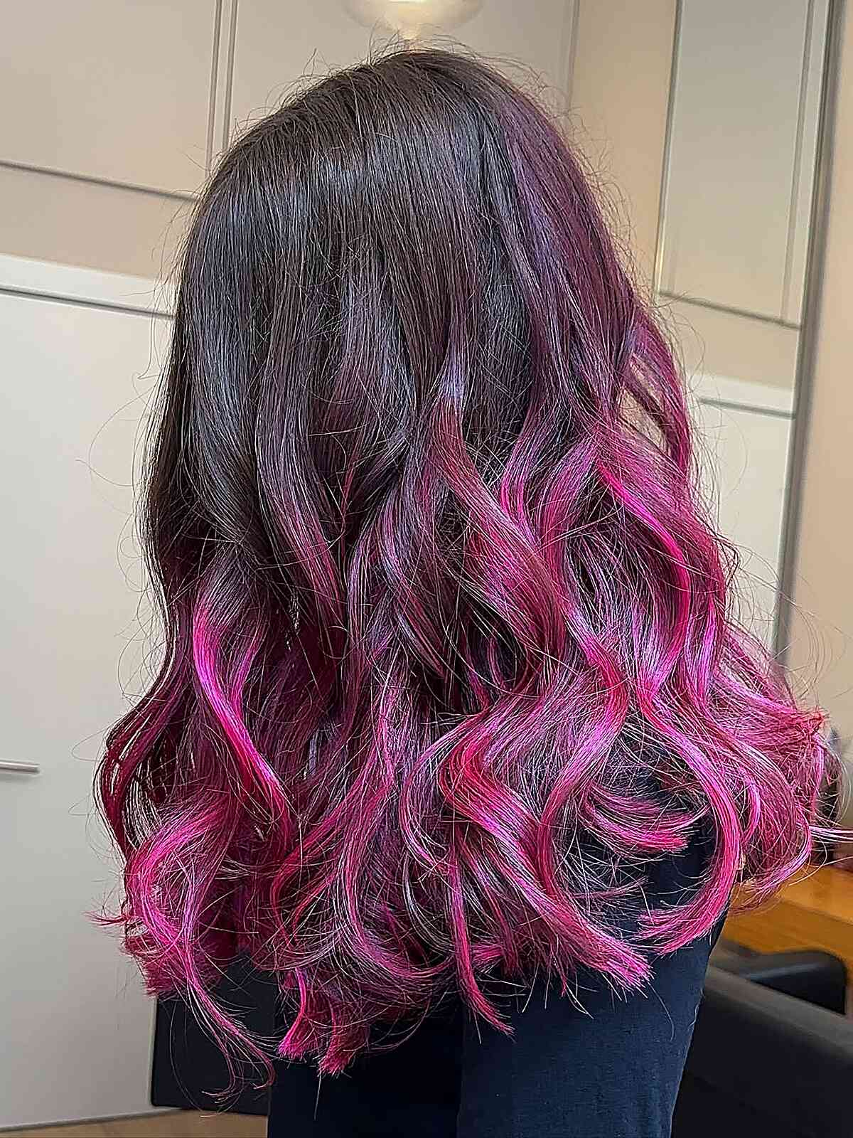 Collarbone Layers With Hot Pink Ombré Collarbone Layers With Hot Pink Ombré — Pink Hair