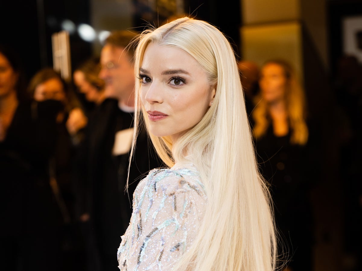 How to get candlelight blonde hair
