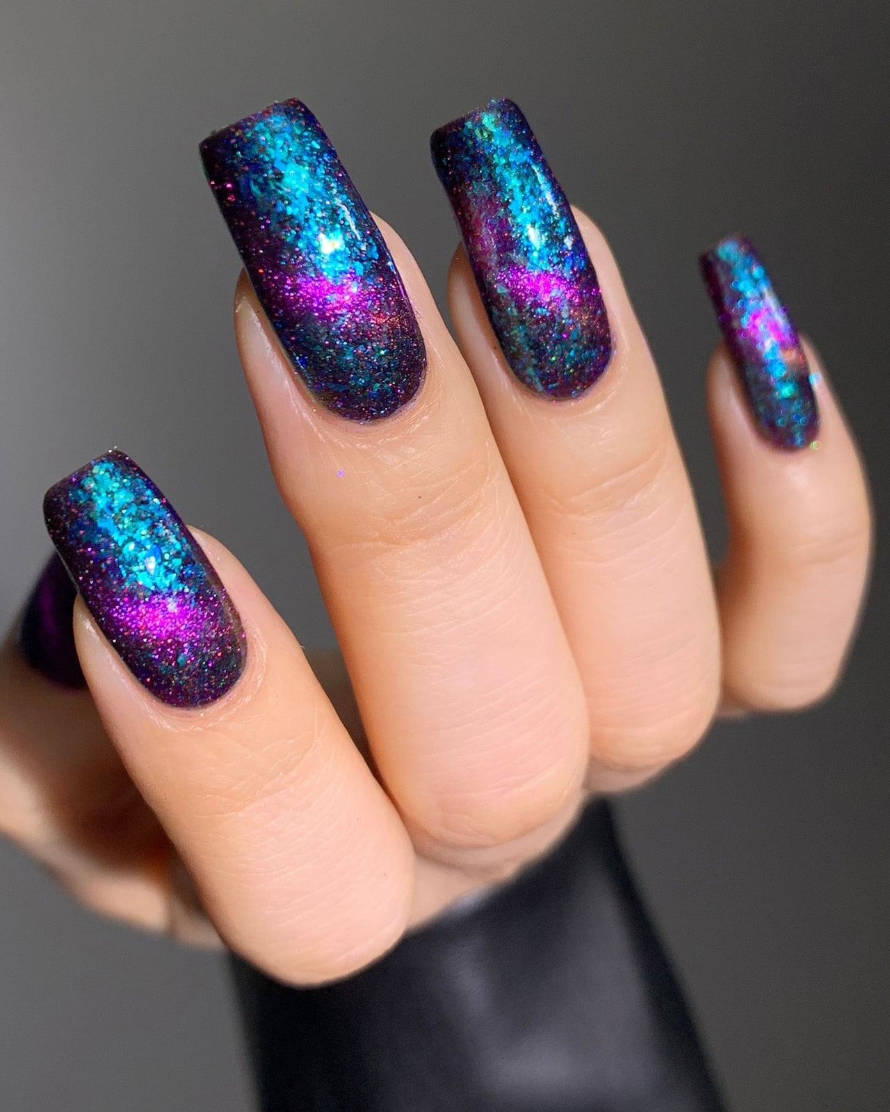 Short Almond Galaxy Effect Glitter Shimmer — Purple Nails
