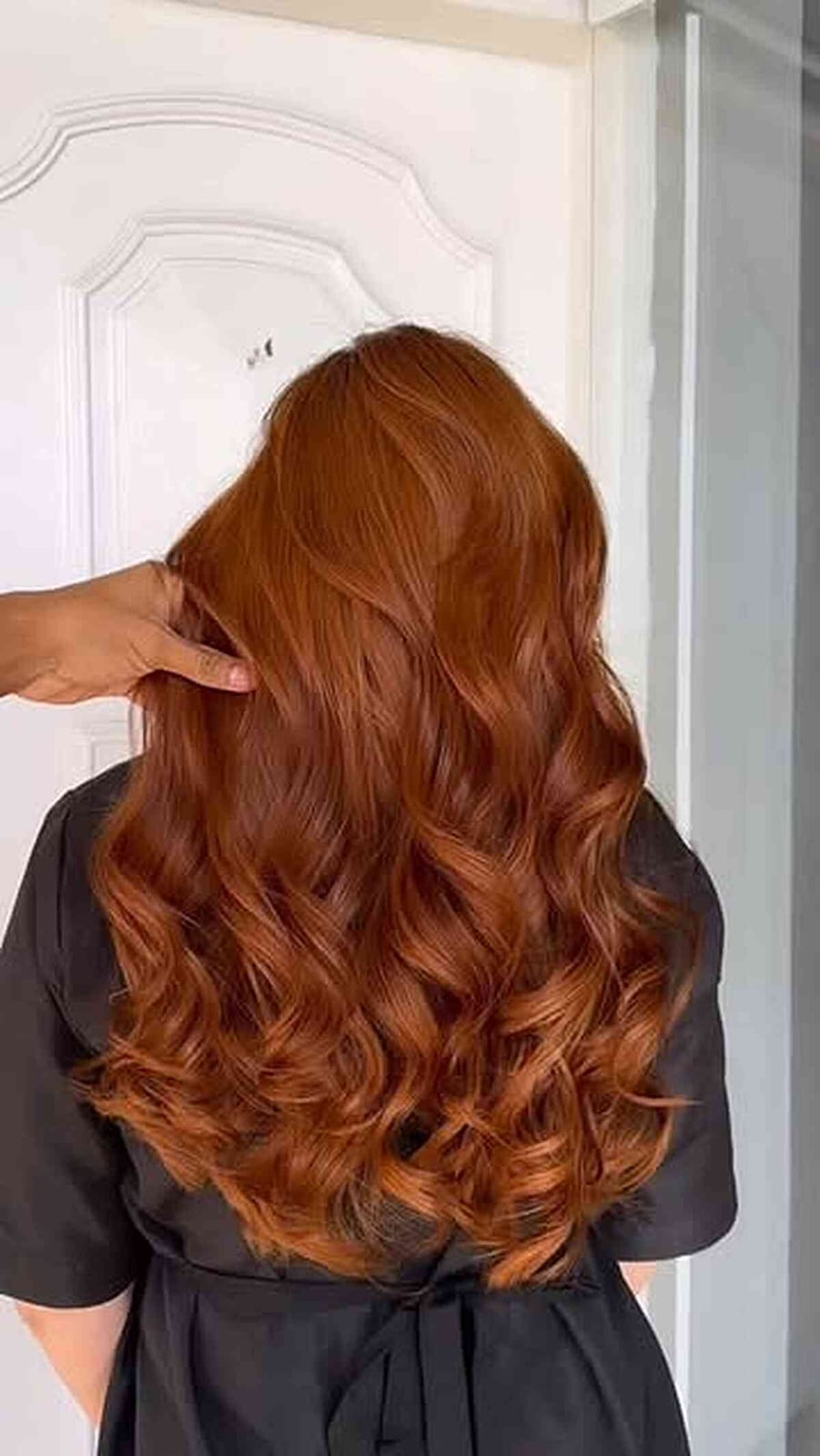 Mid-Back Auburn With Copper Undertones Mid-Back Auburn With Copper Undertones — Red Hair