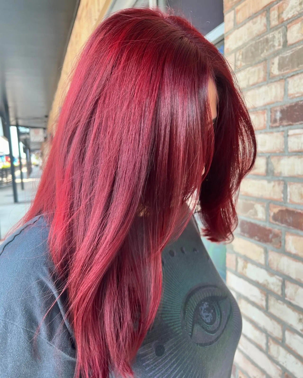 Deep Red Collarbone Blowout With Subtle Layers Deep Red Collarbone Blowout With Subtle Layers — Red Hair Colors