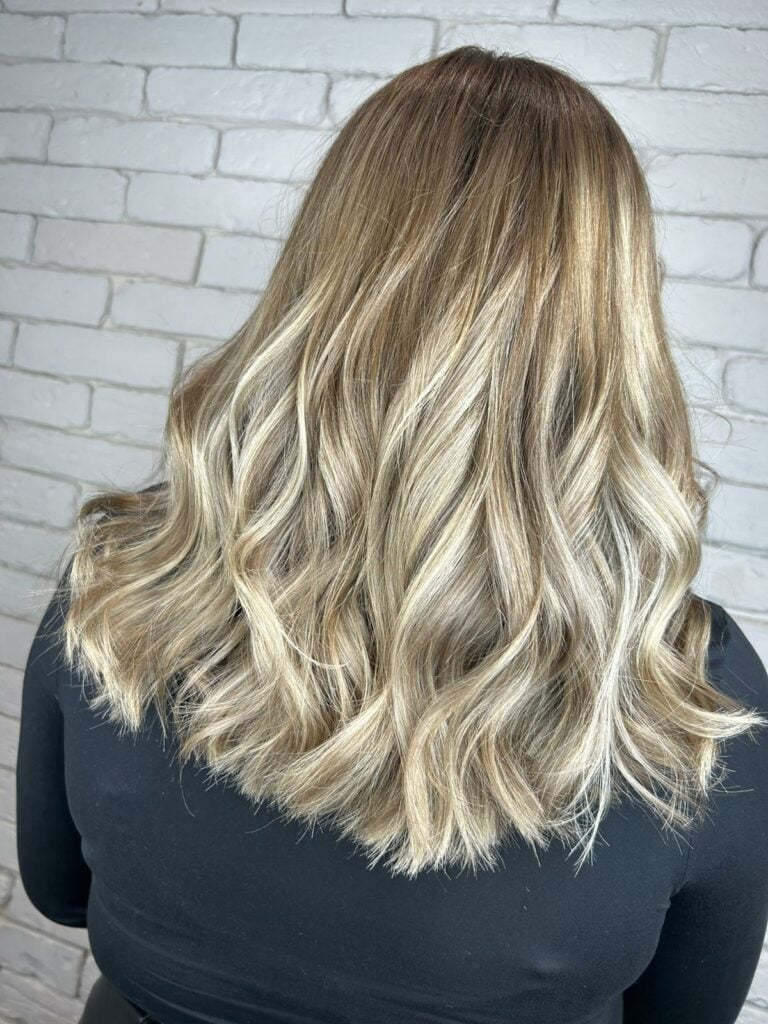 Dark Blonde Collarbone Reverse Balayage Dark Blonde Collarbone Reverse Balayage