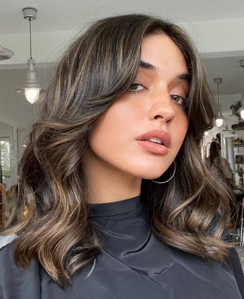 Collarbone Medium Brunette With Caramel Highlights, Close-Up Take Collarbone Medium Brunette With Caramel Highlights, Close-Up Take — Rich Brunette