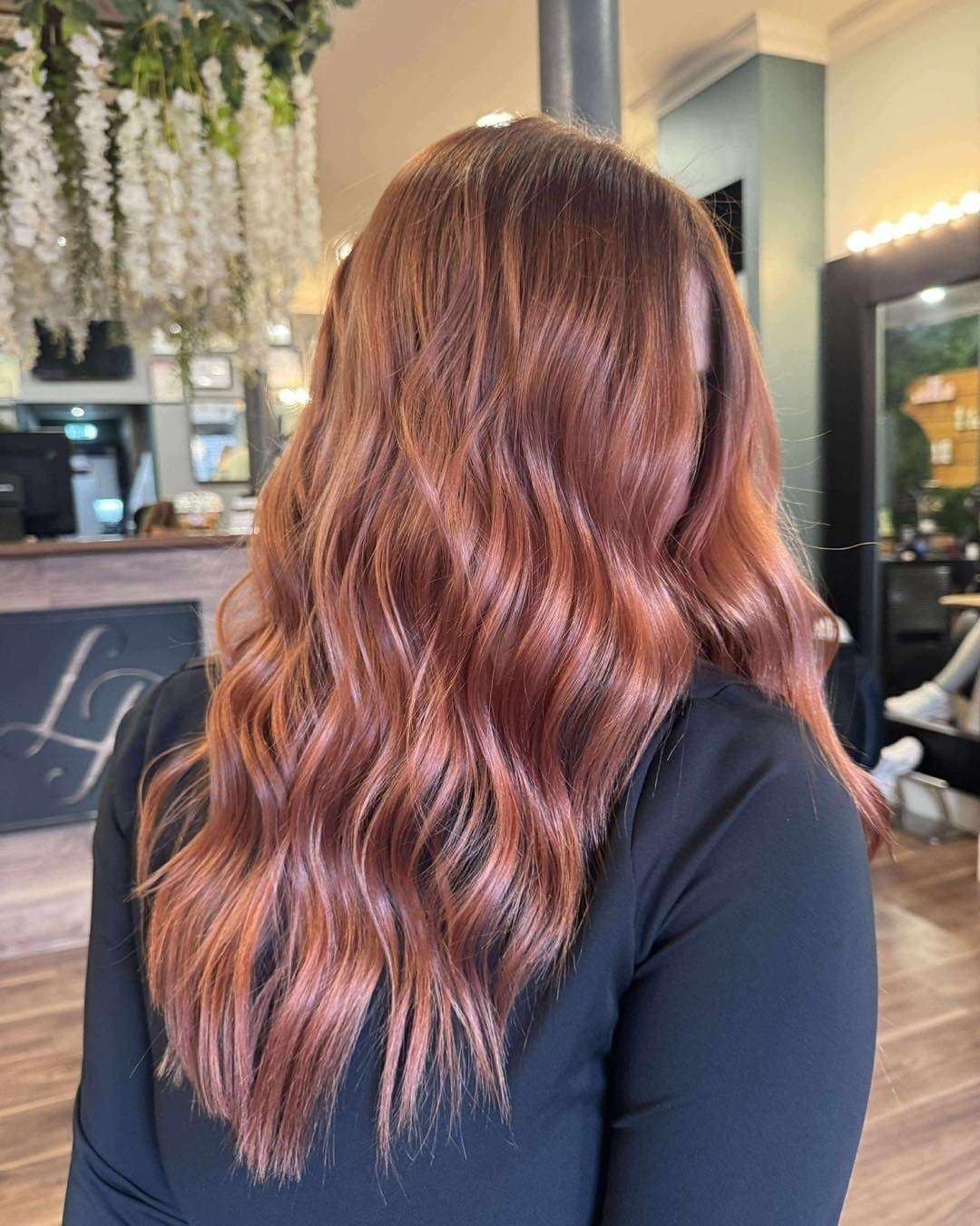 Collarbone Shag With Textured Layers And Curtain Bangs — Rose Gold Hair