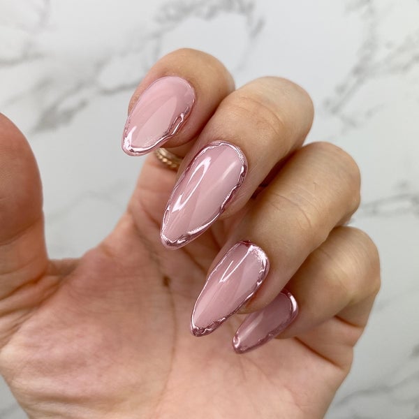 Pale Pink Rose Gold Frame Medium Coffin Nails Pale Pink Rose Gold Frame Medium Coffin Nails — Rose Gold Nails