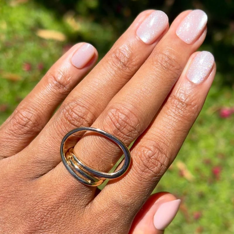 Extra Short Round Pink Iridescent Shimmer Glitter Nails Extra Short Round Pink Iridescent Shimmer Glitter Nails — Round Nails