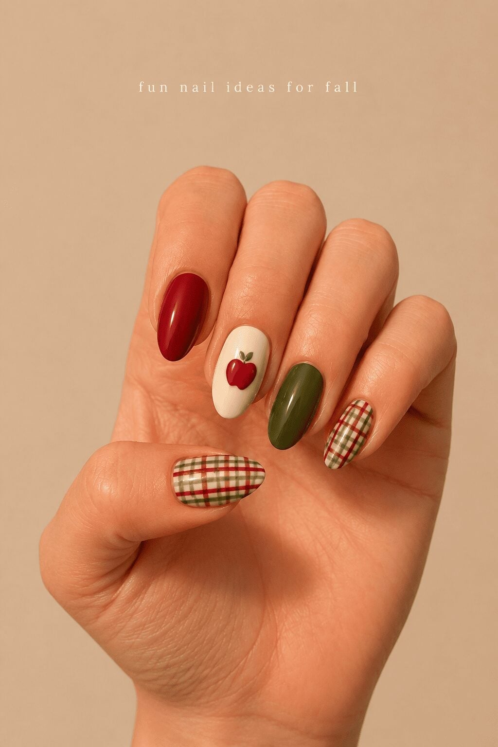 Short Square Apple Plaid Deep Red Green Nails, Glossy — School Nails