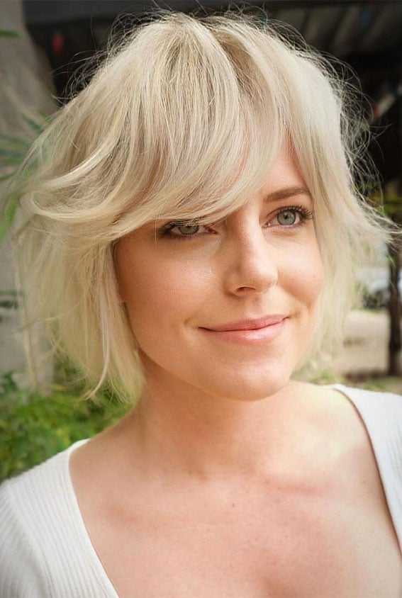 Platinum Blonde Shaggy Bob With Curtain Bangs Platinum Blonde Shaggy Bob With Curtain Bangs