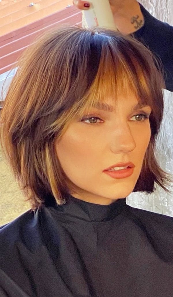 Dark Brown Shaggy Bob With Blonde Highlights Dark Brown Shaggy Bob With Blonde Highlights