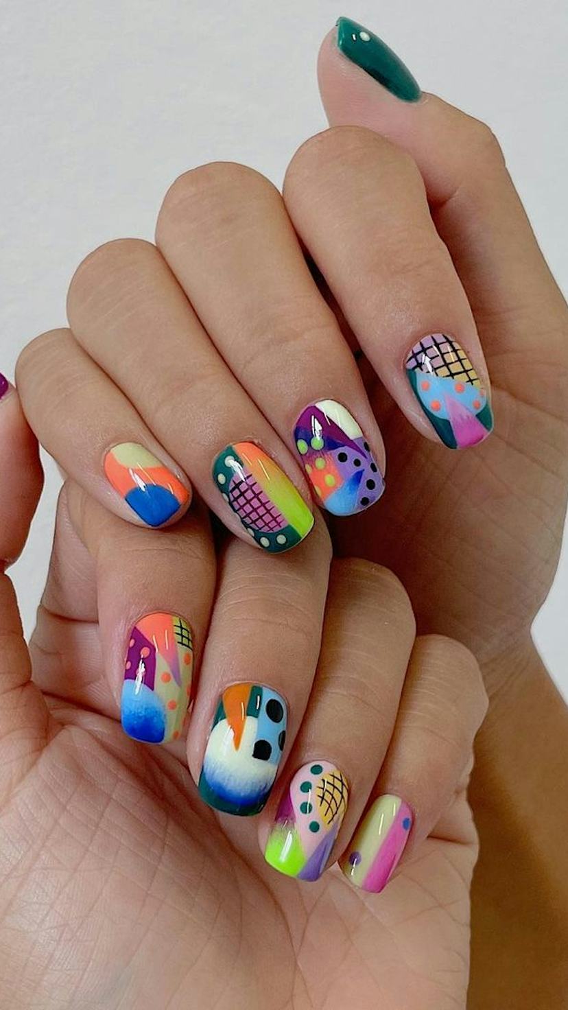 Pearl Accent White French Short Square Nails Pearl Accent White French Short Square Nails — Short Acrylic Nails