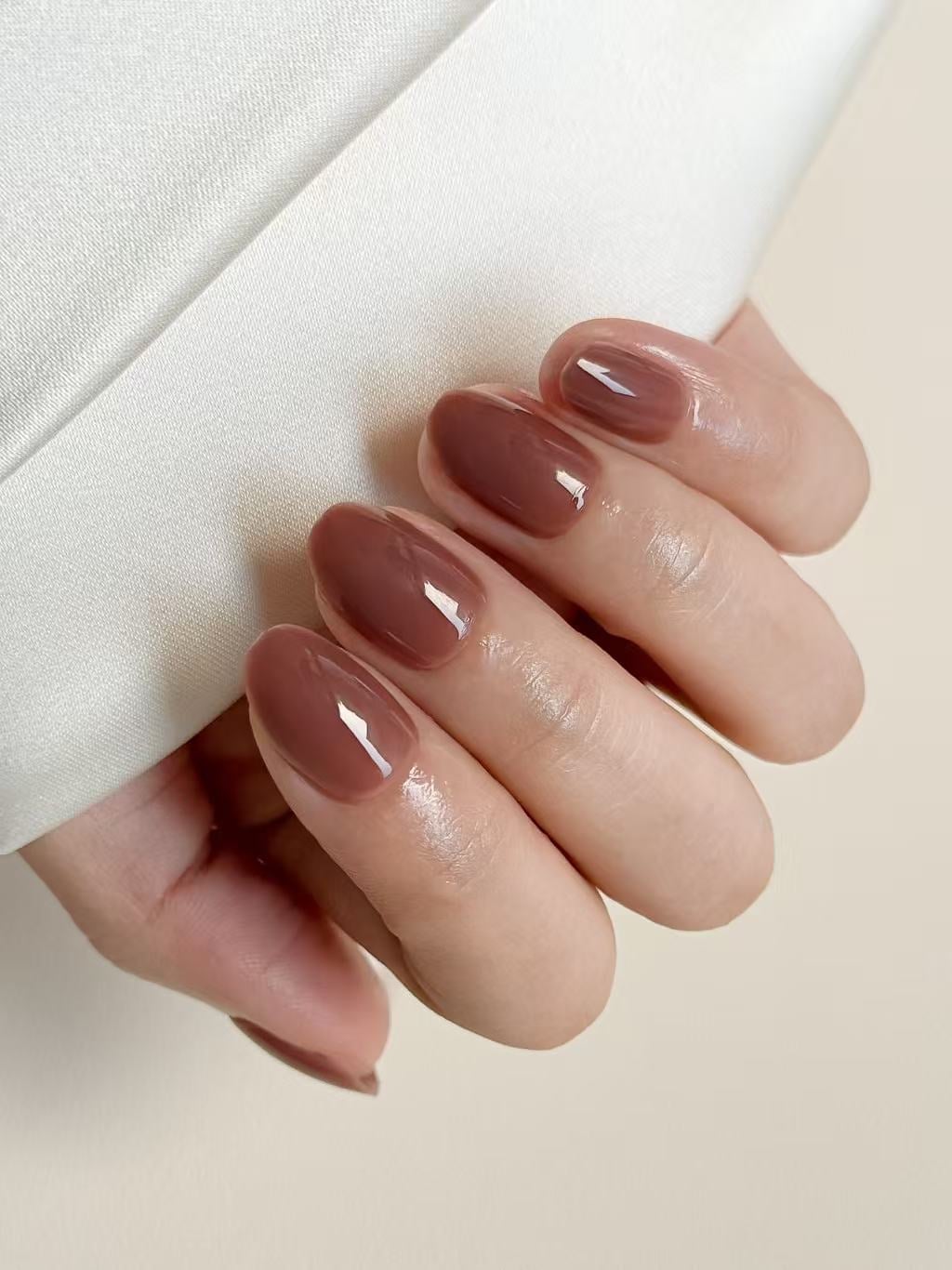 Warm Brown Glossy Short Oval Nails Warm Brown Glossy Short Oval Nails