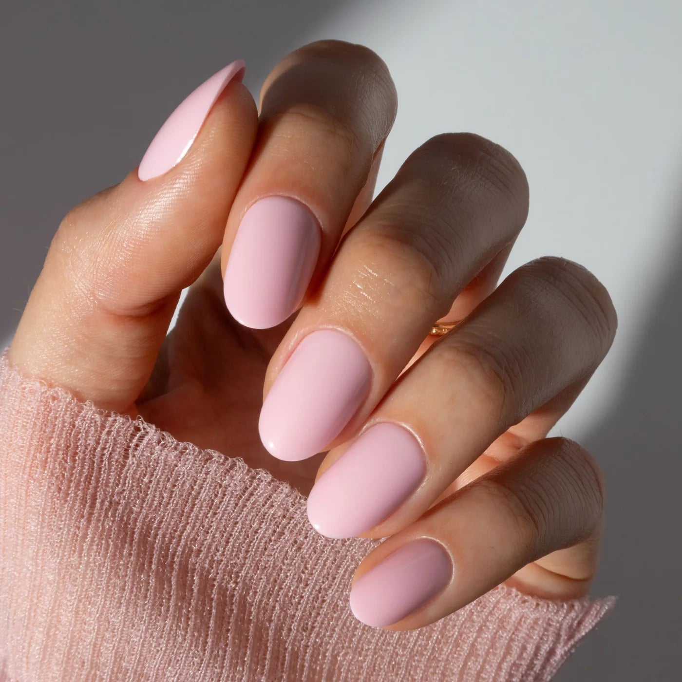 Short Oval Milky Baby Pink Nails Short Oval Milky Baby Pink Nails — Short Press On Nails