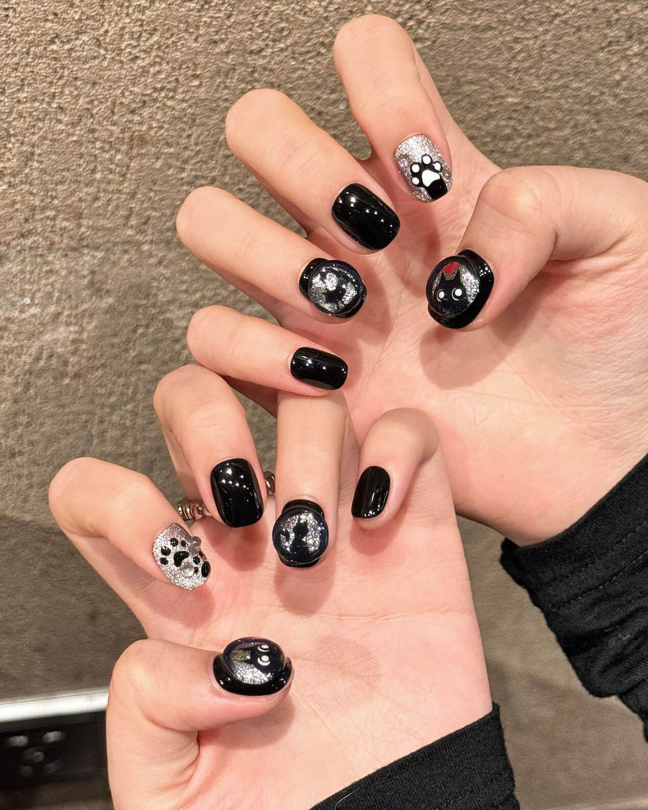 Short Square Black Cat Eye Paw Print Short Square Black Cat Eye Paw Print — Short Press On Nails