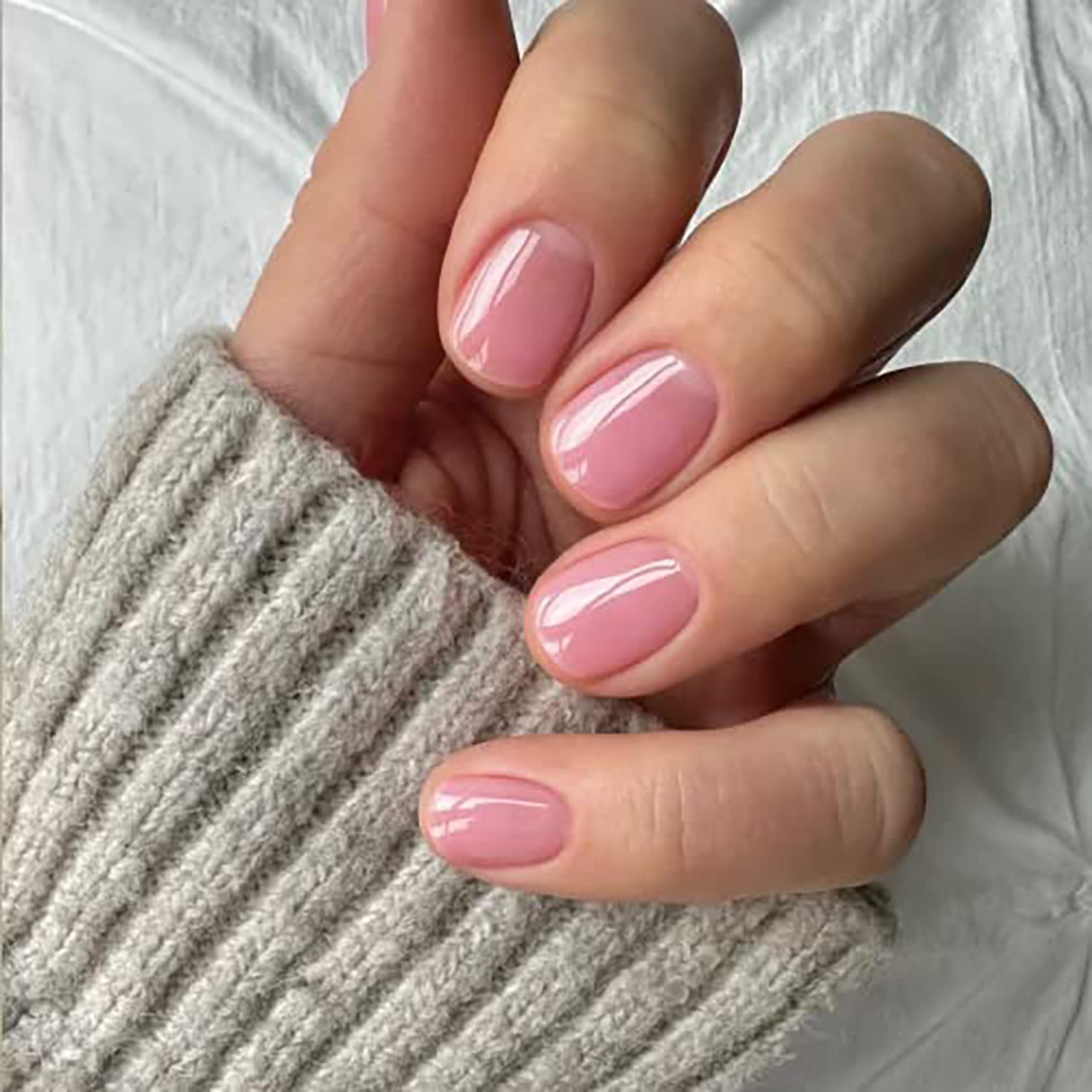Sheer Berry Pink Glossy Short Round Nails