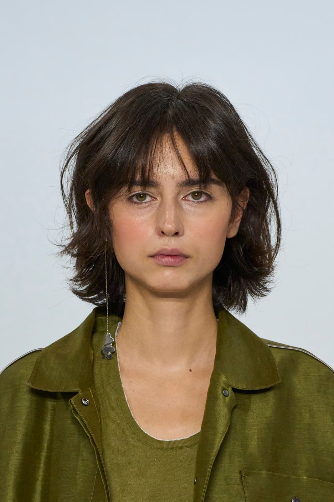Chin Length Bob With Textured Waves And Curtain Bangs — Soft Box Bob