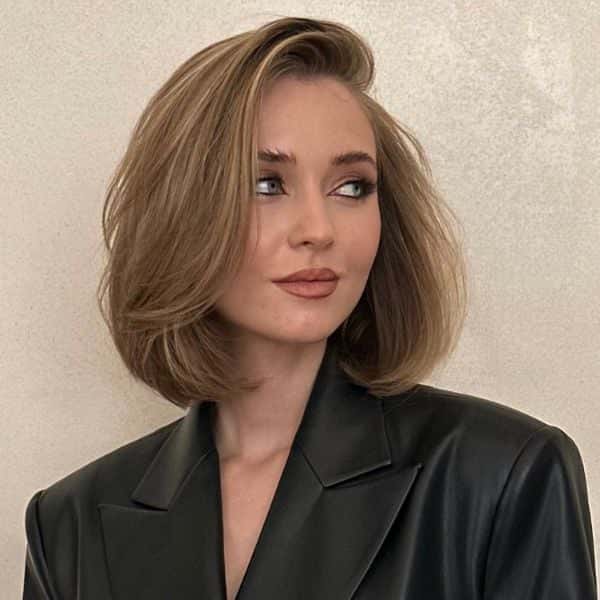Collarbone Length Bob With Voluminous Blowout — Soft Box Bob
