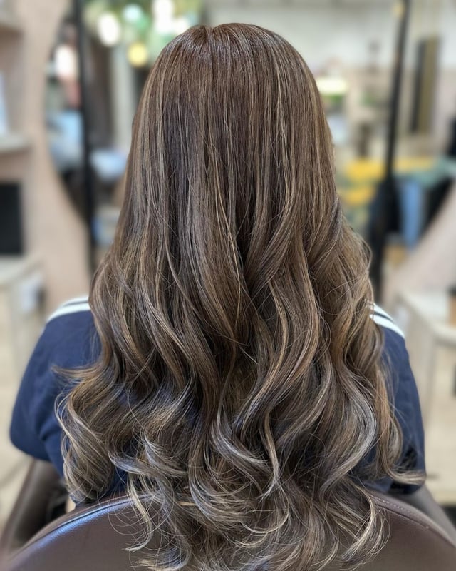 Mid-Back Dark Brown With Ash Blonde Sombre, Wavy Thick Mid-Back Dark Brown With Ash Blonde Sombre, Wavy Thick — Sombre Hair
