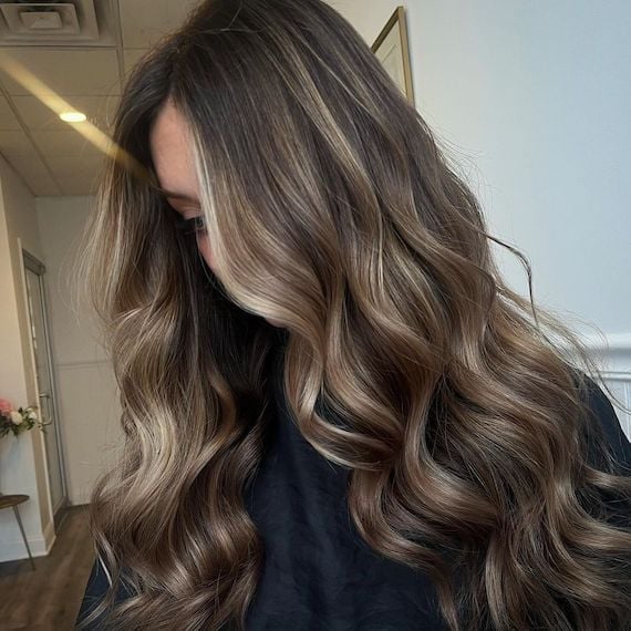 Dark Brown To Caramel Blonde Sombre, Mid-Back Dark Brown To Caramel Blonde Sombre, Mid-Back — Sombre Hair