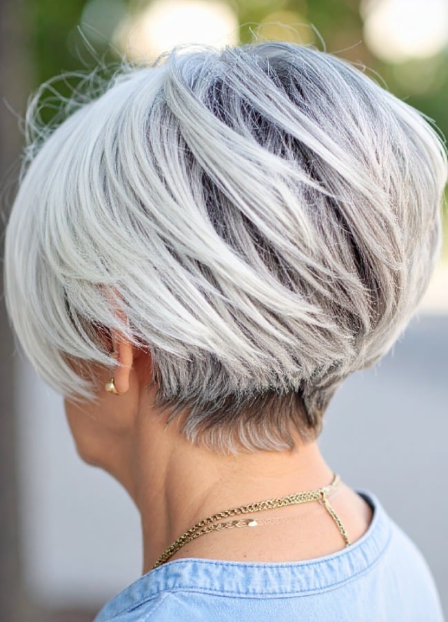 Gray Stacked Bob With Textured Fine Hair