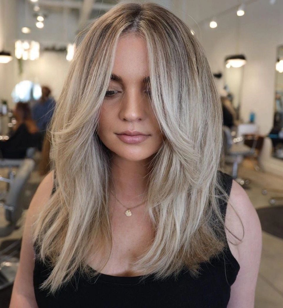 Mid-Back Platinum Blonde With Root Shadow — Trendy Haircuts