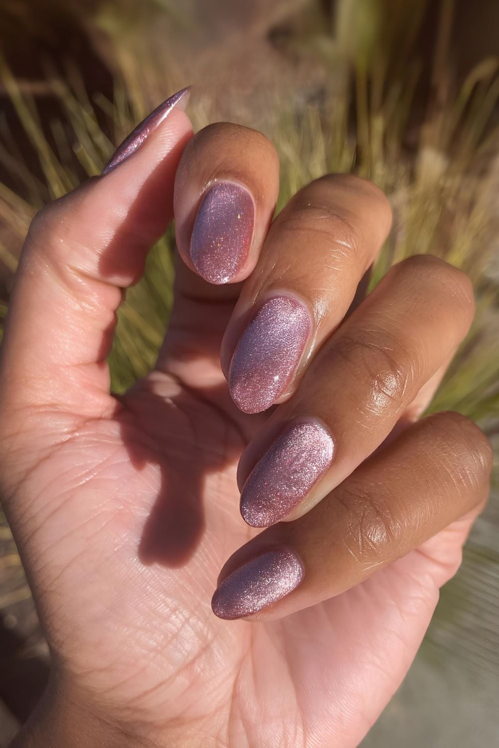 Short Oval Mauve Pink Shimmer Velvet — Velvet Nails