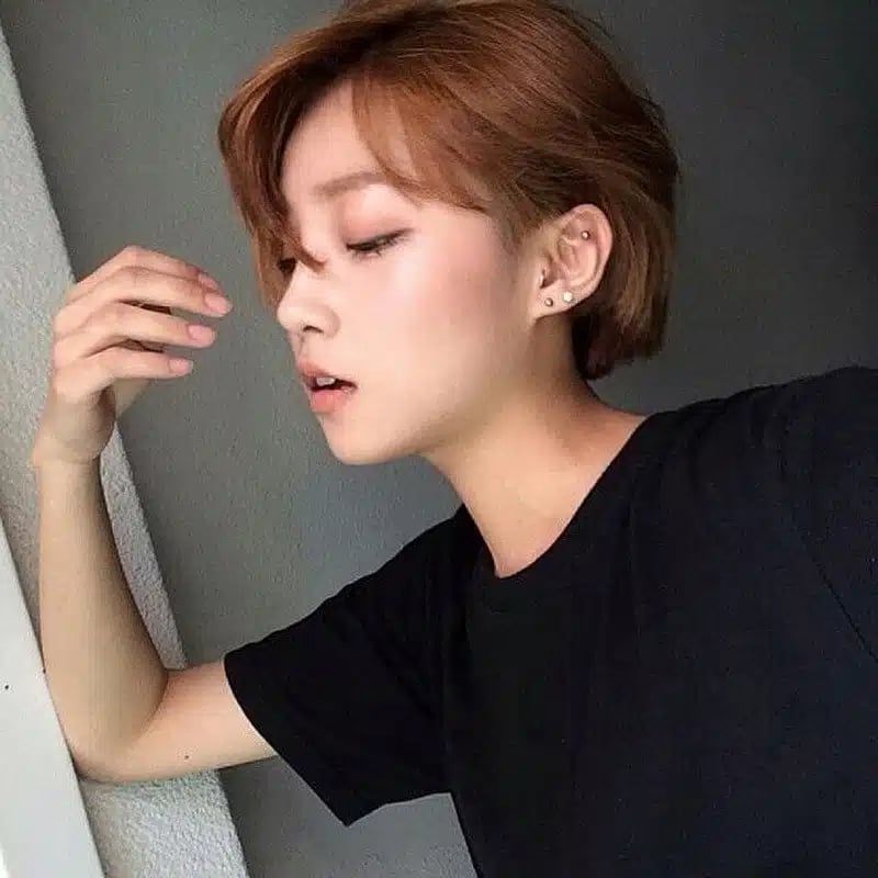 Reddish Brown Bob With Side-Swept Bangs — Very Short Haircuts