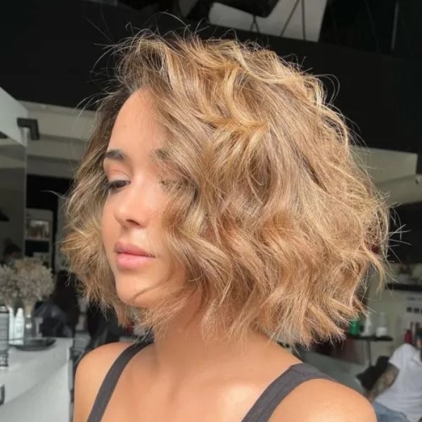DIY Honey Blonde Bob With Natural Waves — Wavy Bob