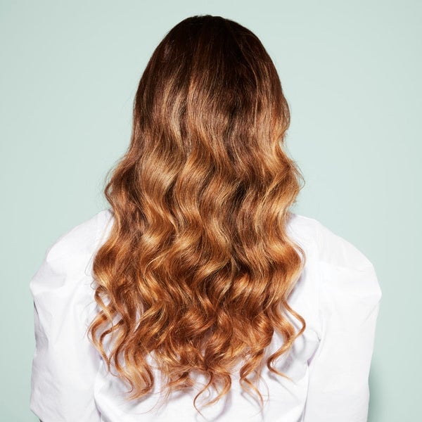 Mid-Back Hair With Blonde Balayage Mid-Back Hair With Blonde Balayage — Wavy Haircuts