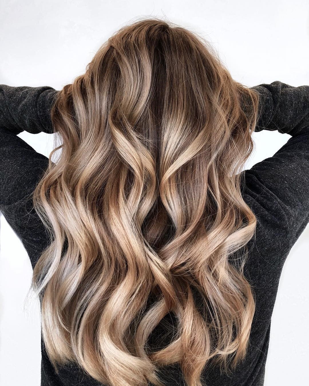 Mid-Back Dark Blonde Balayage With Curls, Wavy Mid-Back Dark Blonde Balayage With Curls, Wavy — Winter Balayage