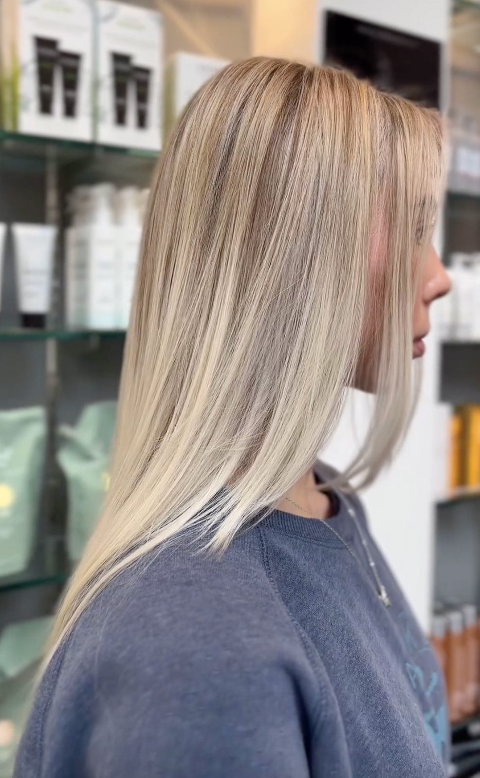 Collarbone Platinum Blonde Lob With Root Shadow Collarbone Platinum Blonde Lob With Root Shadow — Winter Blonde Hair