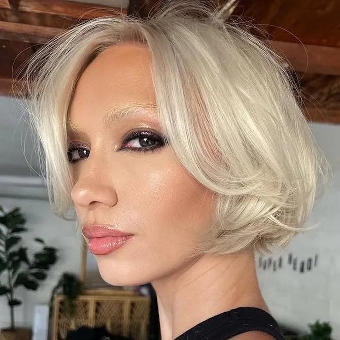 Chin Length Platinum Blonde Bob Chin Length Platinum Blonde Bob — Winter Blonde Hair