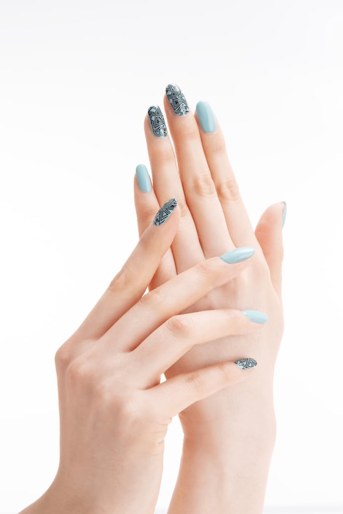 Light Blue Cat-Eye Snowflake Medium Almond Nails Light Blue Cat-Eye Snowflake Medium Almond Nails — Winter Blue Nails