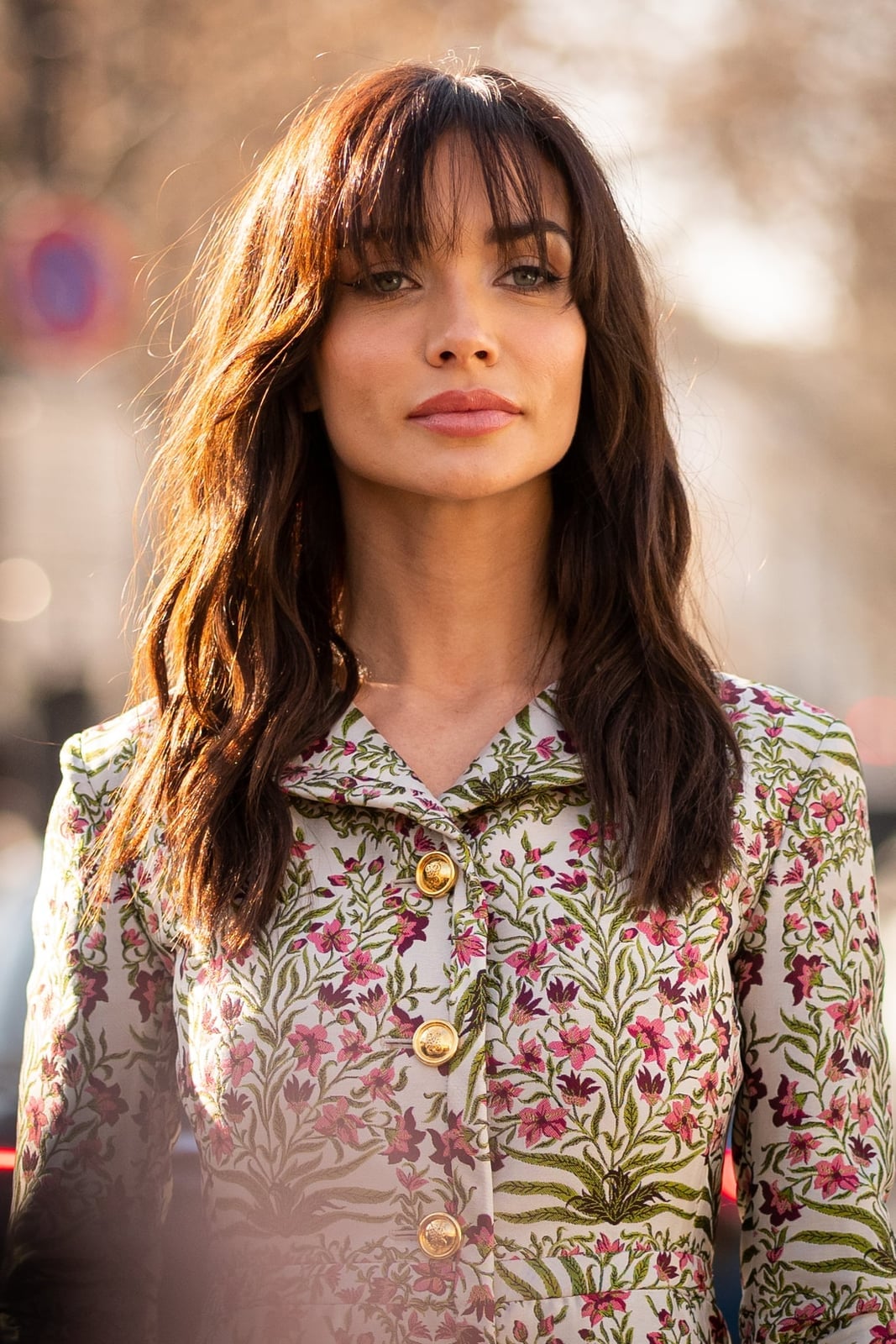 Collarbone Layers With Face-Framing Wispy Bangs Collarbone Layers With Face-Framing Wispy Bangs